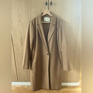 ARITZIA Stedman Coat- size M- Camel
